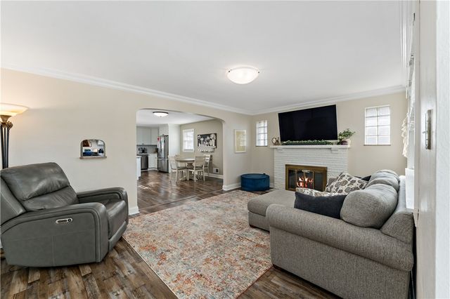 904 Short St, Canonsburg, PA 15317