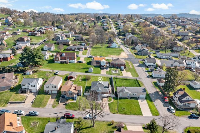 904 Short St, Canonsburg, PA 15317