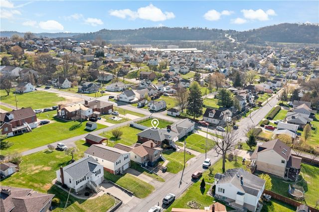 904 Short St, Canonsburg, PA 15317