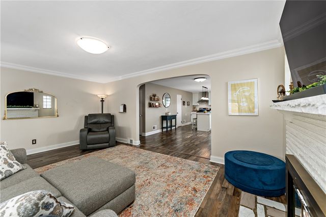 904 Short St, Canonsburg, PA 15317