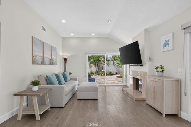 45 Shearwater Place, Newport Beach, CA 92660