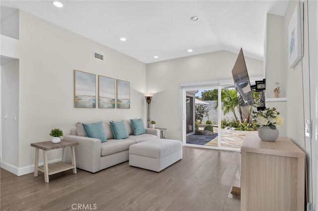 45 Shearwater Place, Newport Beach, CA 92660