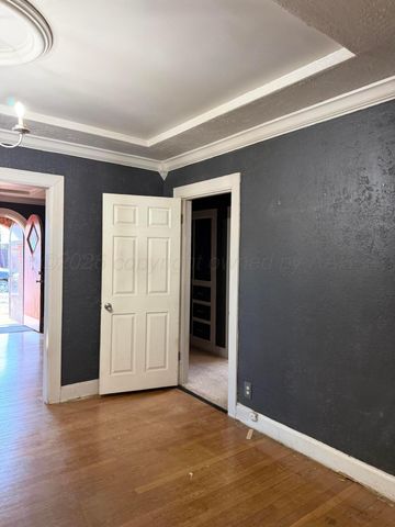 1204 SW 11TH Avenue, Amarillo, TX 79101