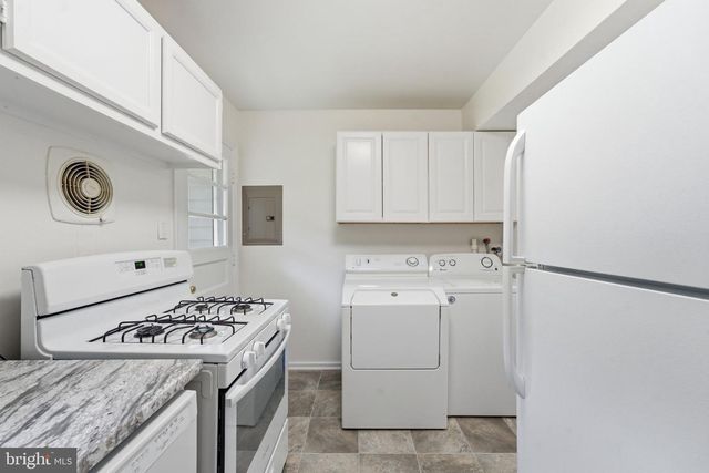 6711 SWARTHMORE DR, Alexandria, VA 22307