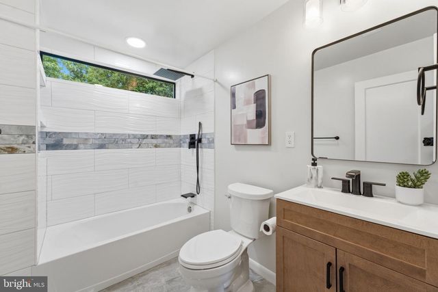 6711 SWARTHMORE DR, Alexandria, VA 22307