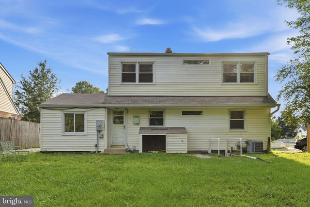 6711 SWARTHMORE DR, Alexandria, VA 22307