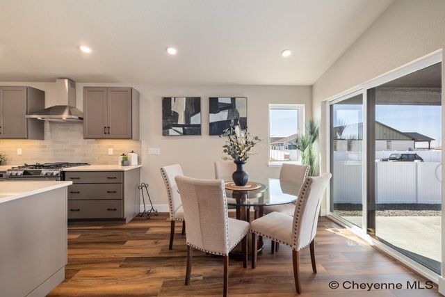4024 SADDLEBACK LN, Cheyenne, WY 82001