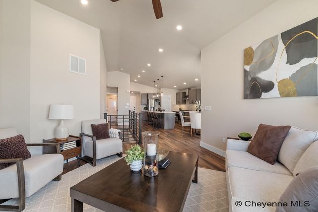 4024 SADDLEBACK LN, Cheyenne, WY 82001