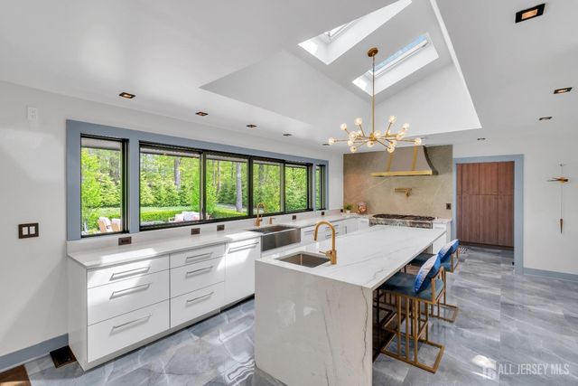 792 Partridge Drive, Bridgewater, NJ 08807