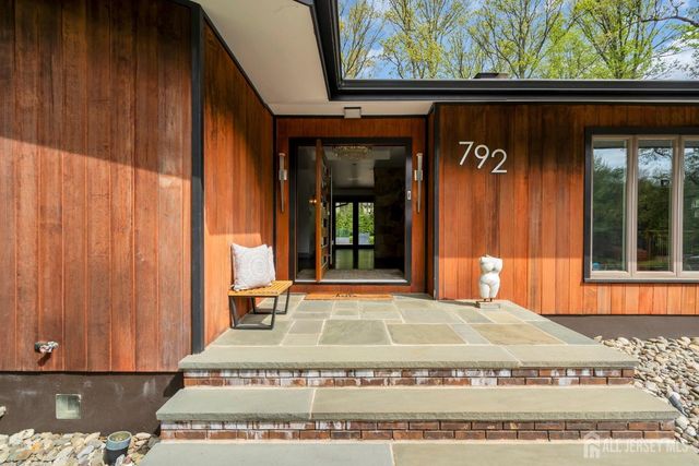 792 Partridge Drive, Bridgewater, NJ 08807