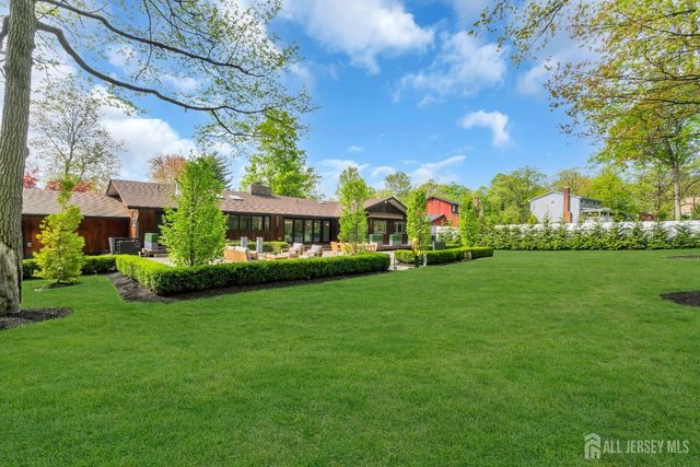 792 Partridge Drive, Bridgewater, NJ 08807