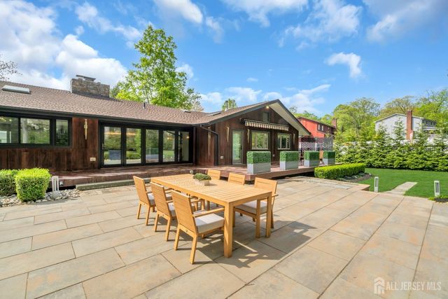 792 Partridge Drive, Bridgewater, NJ 08807