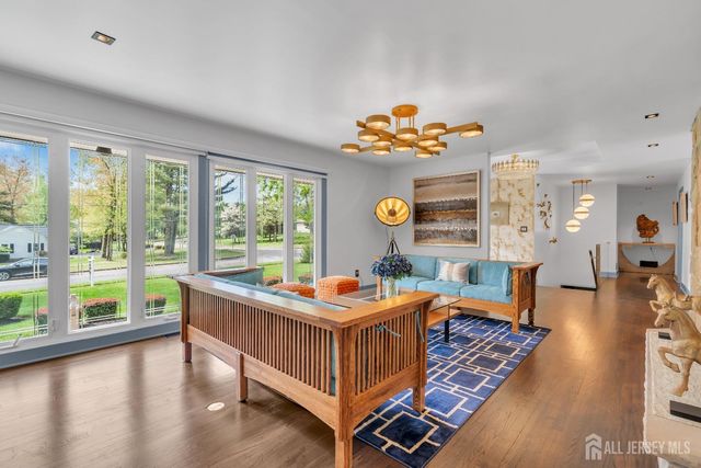 792 Partridge Drive, Bridgewater, NJ 08807