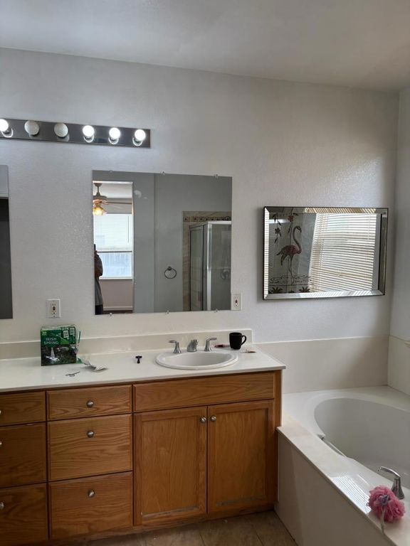Image 6 of property listing at 1243 Laurel Park Circle, Manteca, CA 95337