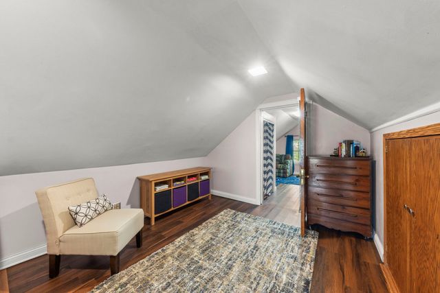 5136 W Winona Street, Chicago, IL 60630