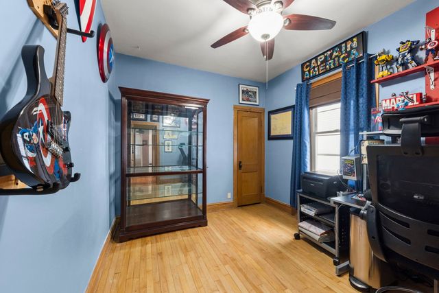 5136 W Winona Street, Chicago, IL 60630