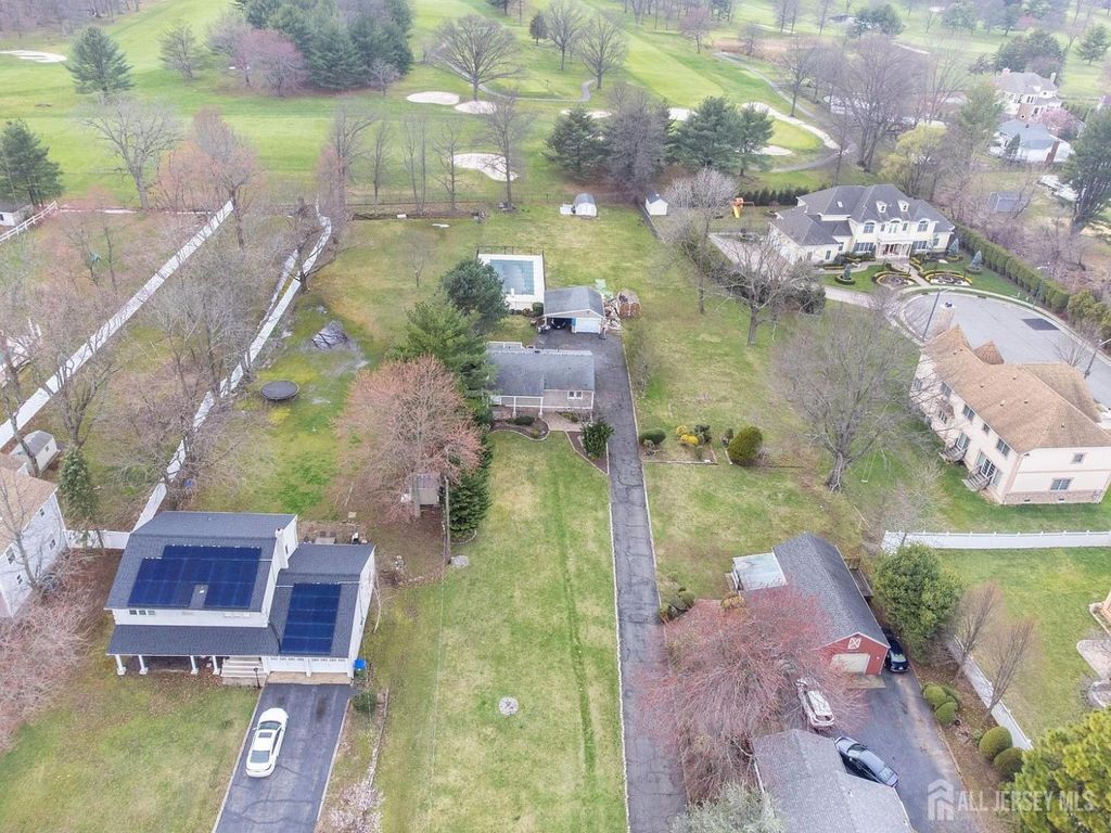 513 Grove Avenue, Edison, NJ 08820