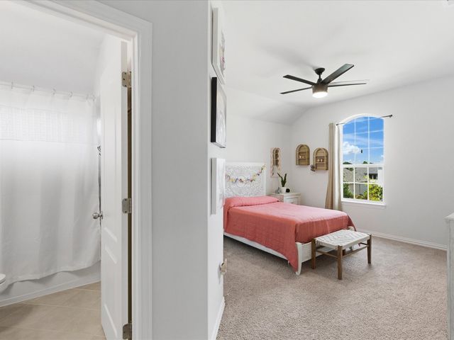 518 N Eagle Point Road, Van Alstyne, TX 75495