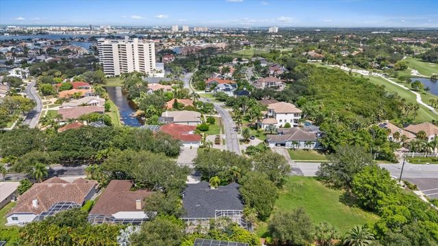 2706 SKIMMER POINT DRIVE S, Gulfport, FL 33707