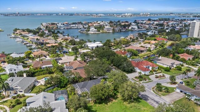 2706 SKIMMER POINT DRIVE S, Gulfport, FL 33707