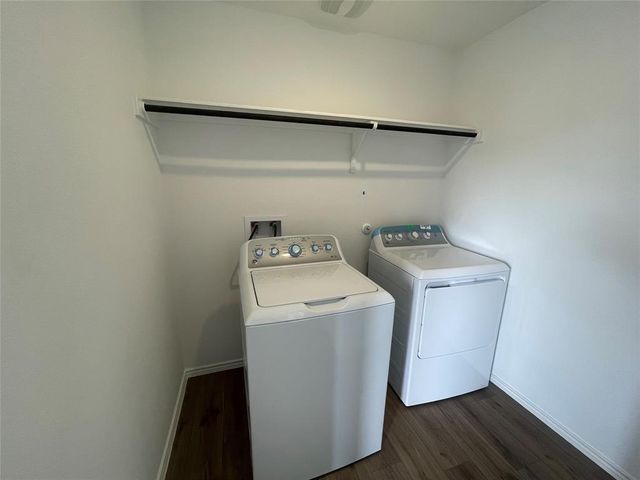 147 Gabbro GDNS, Maxwell, TX 78656