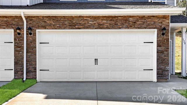 113 Sugg Trail, Weaverville, NC 28787