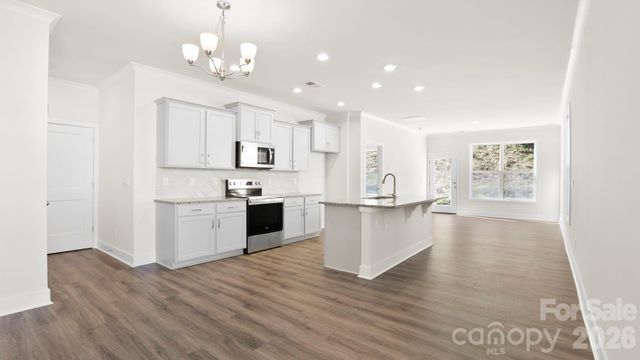 113 Sugg Trail, Weaverville, NC 28787