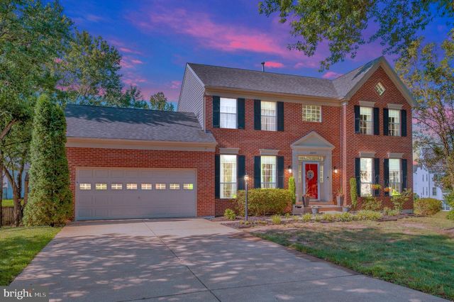 18849 BEATEN PATH CT, Triangle, VA 22172