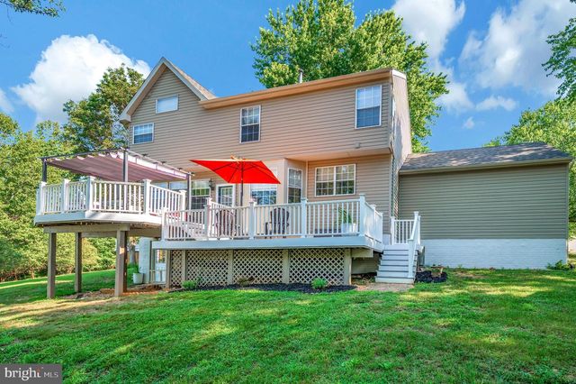 18849 BEATEN PATH CT, Triangle, VA 22172