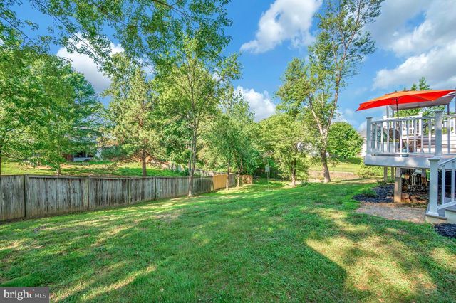 18849 BEATEN PATH CT, Triangle, VA 22172