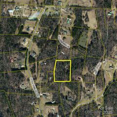 2899 Golden Bell Lane, Hudson, NC 28638
