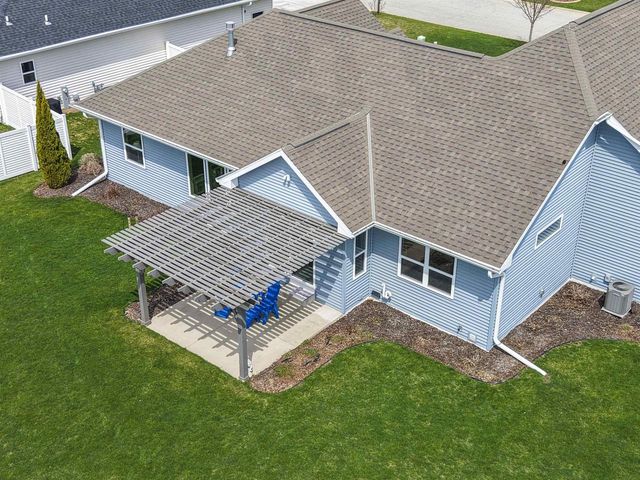 3492 PEPPERGRASS DRIVE, Green Bay, WI 54311