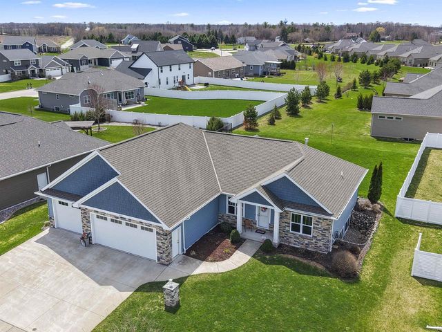 3492 PEPPERGRASS DRIVE, Green Bay, WI 54311
