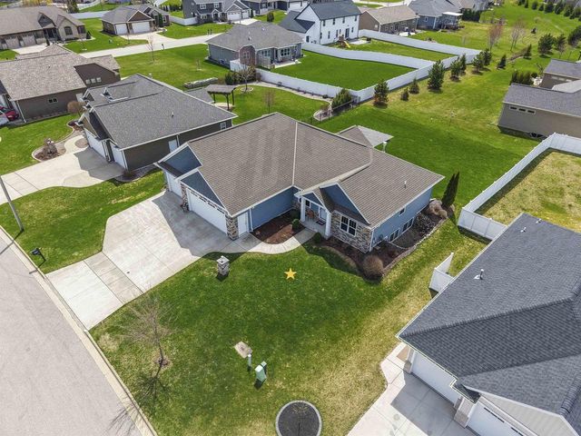 3492 PEPPERGRASS DRIVE, Green Bay, WI 54311