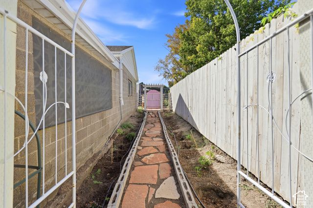 7551 S 2230 W, West Jordan, UT 84084