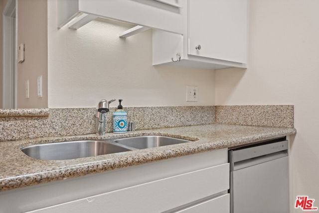 7740 Redlands Street M1072, Playa Del Rey (los Angeles), CA 90293