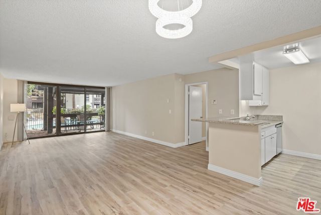 7740 Redlands Street M1072, Playa Del Rey (los Angeles), CA 90293