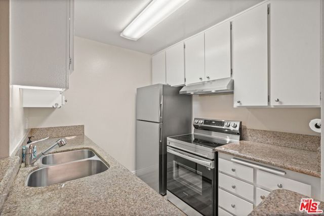 7740 Redlands Street M1072, Playa Del Rey (los Angeles), CA 90293