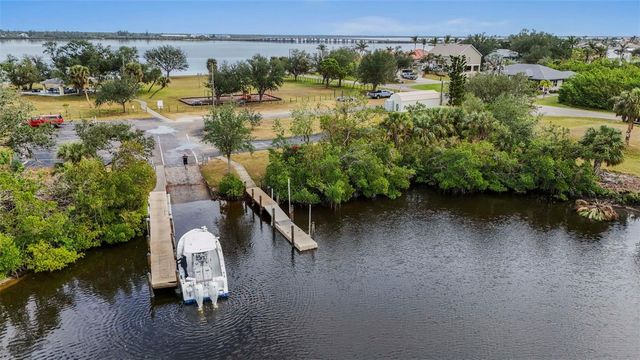 5400 JENNINGS BOULEVARD, Port Charlotte, FL 33981