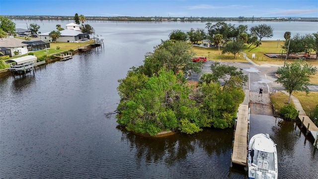 5400 JENNINGS BOULEVARD, Port Charlotte, FL 33981