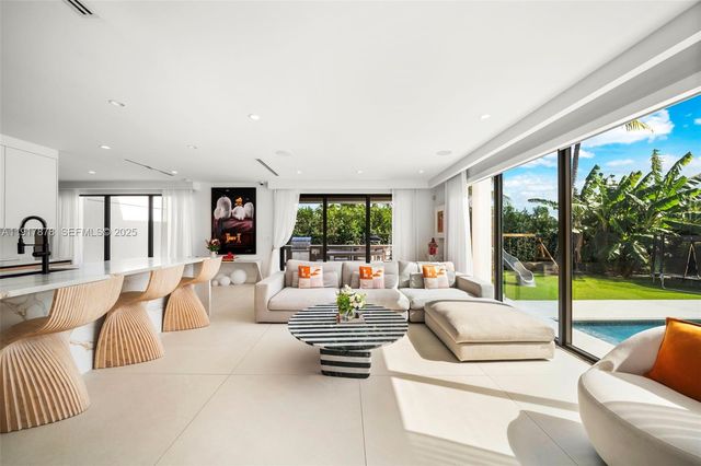 710 + 700 S Shore Dr, Miami Beach, FL 33141