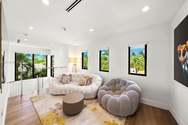 710 + 700 S Shore Dr, Miami Beach, FL 33141