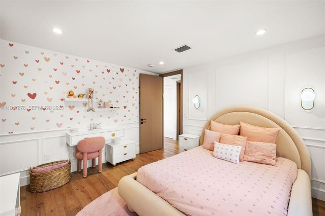 710 + 700 S Shore Dr, Miami Beach, FL 33141