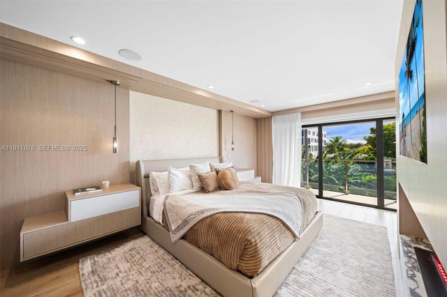 710 + 700 S Shore Dr, Miami Beach, FL 33141