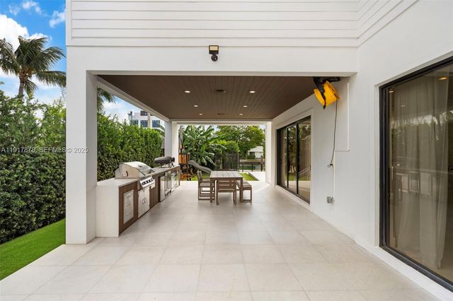 710 + 700 S Shore Dr, Miami Beach, FL 33141