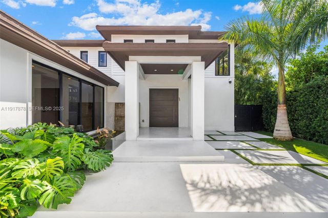 710 + 700 S Shore Dr, Miami Beach, FL 33141