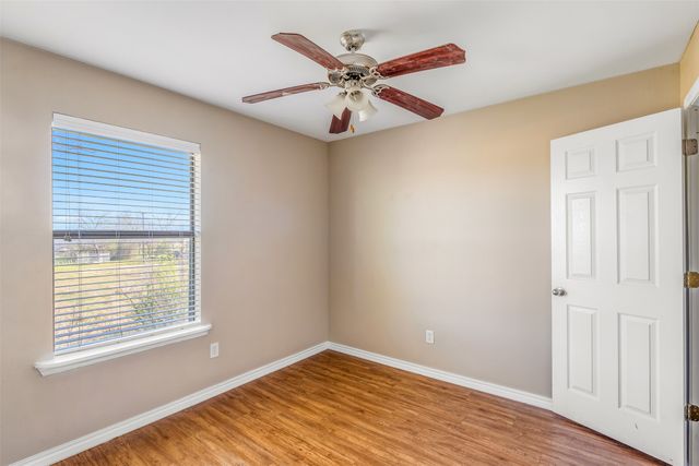 892 W Vanderbilt, Stephenville, TX 76401