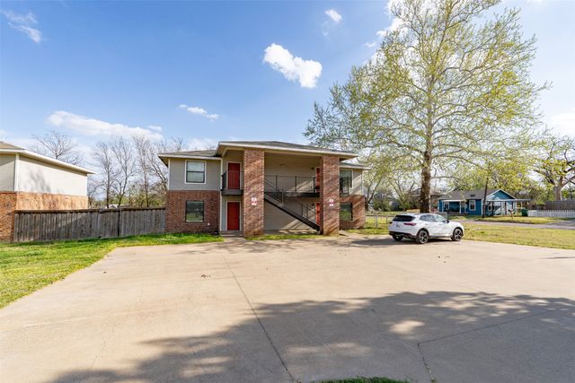 892 W Vanderbilt, Stephenville, TX 76401