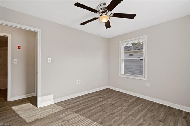 6 Worden PL, Portsmouth, VA 23702