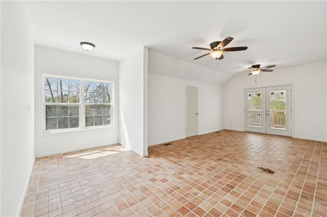 228 Indian Creek Road, Locust Grove, GA 30248